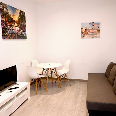Homenfun Barcelona Les Corts Exterior photo